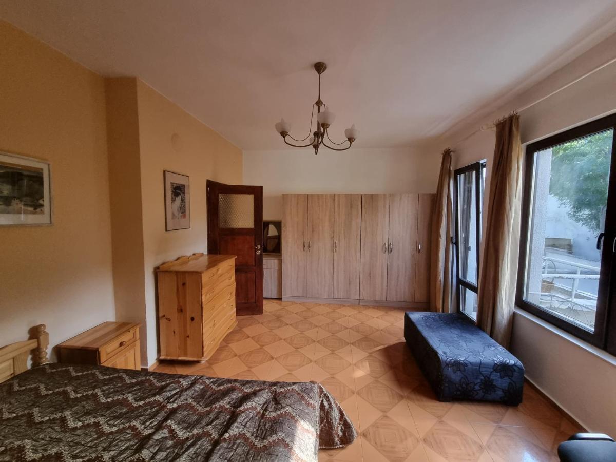 Tsar Simeon, 2 Bedroom, Living Room And Fireplace Sofia Esterno foto